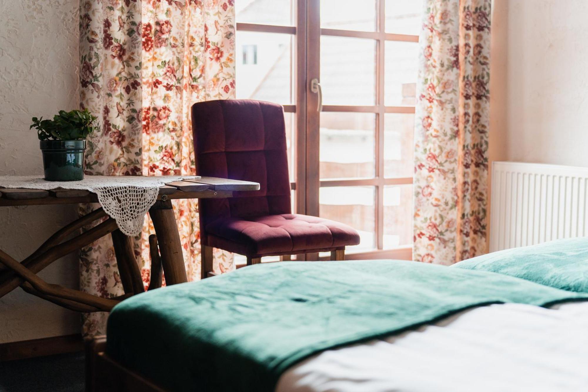 Karczma Zacisze Bed & Breakfast Krutyń Eksteriør bilde